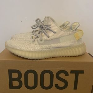 Yeezy Boost 350 V2 Light